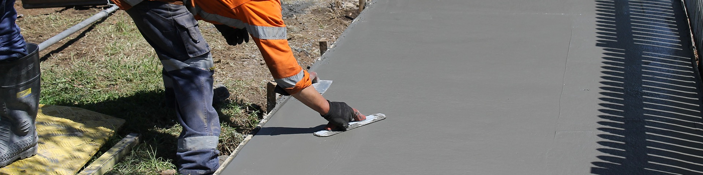 finishing concrete pathway